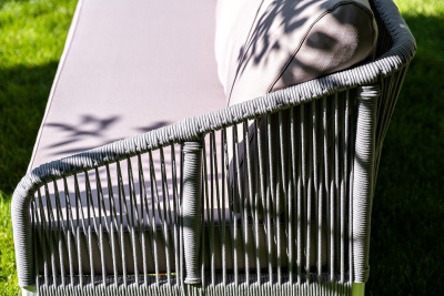 Диван 4SIS Канны 2-местный из роупа Цвет: белый, светло-серый