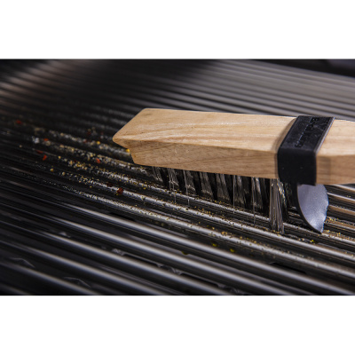 Щетка Broil King деревянная с брызговиком стальная Щетка Broil King деревянная с брызговиком стальная