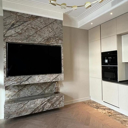 Биокамин встроенный в короб из керамогранита